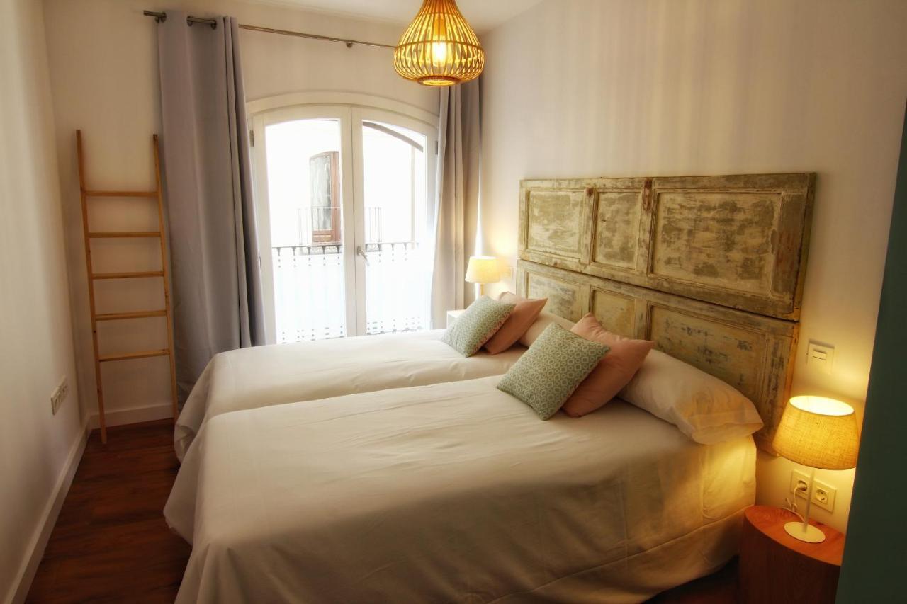 סרגוסה Apartamentos Almada מראה חיצוני תמונה