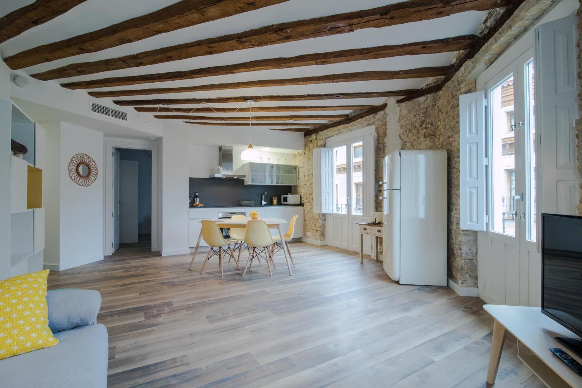 סרגוסה Apartamentos Almada מראה חיצוני תמונה