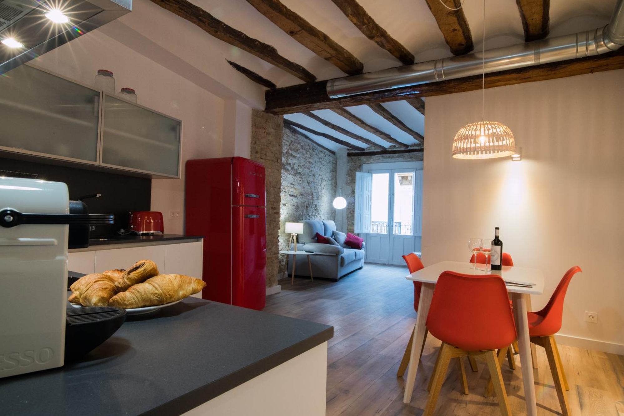 סרגוסה Apartamentos Almada מראה חיצוני תמונה
