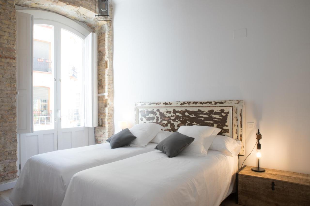 סרגוסה Apartamentos Almada מראה חיצוני תמונה