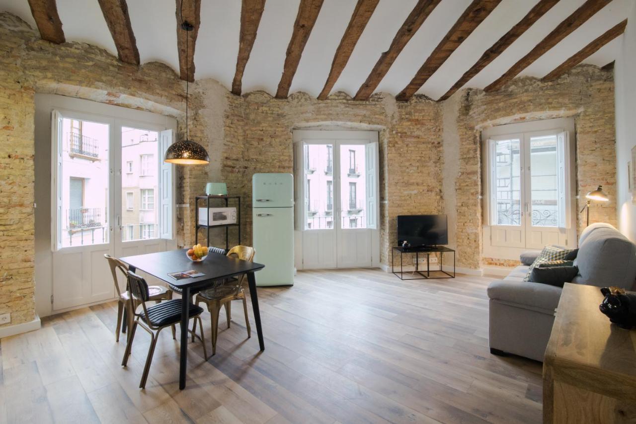 סרגוסה Apartamentos Almada מראה חיצוני תמונה